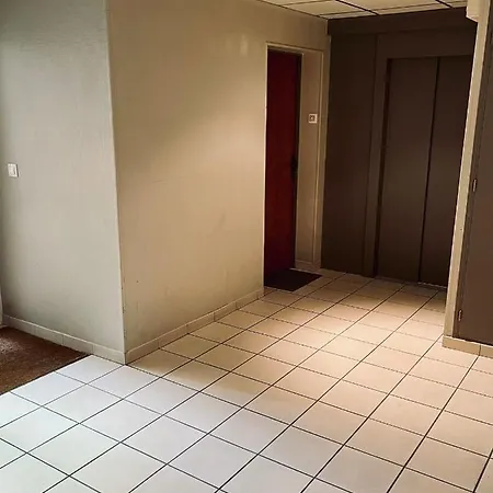 Appartement Centre Ville Avec Garage Troyes Esterno foto